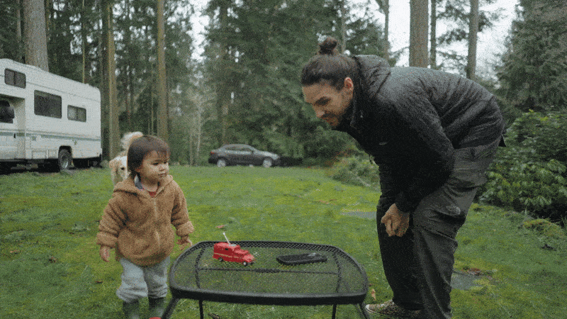 Want to Raise Curious Kids? Unplug & Try This Instead